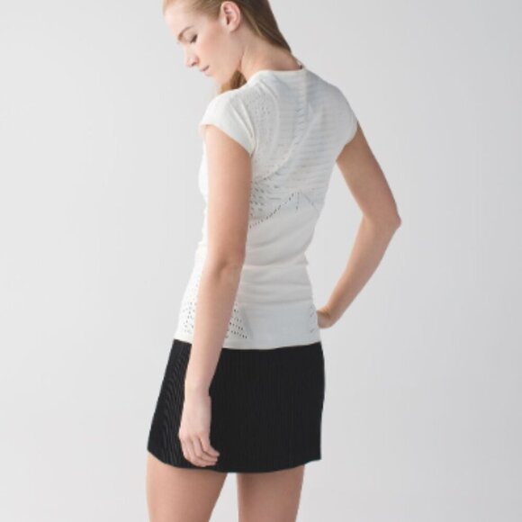 LULULEMON Time Warp Seamless Shirt White/Cream Size 8 Estimated - Picture 7 of 8